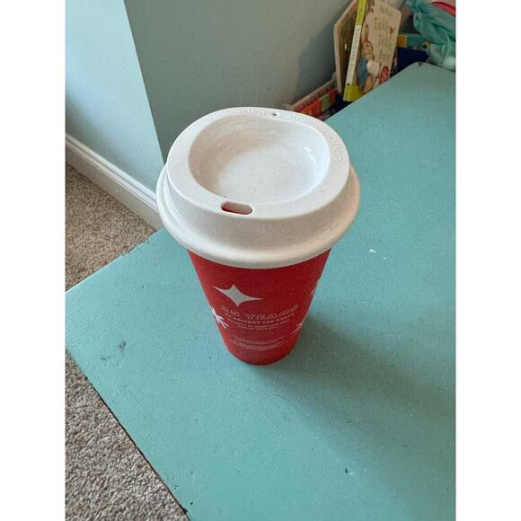 2 Starbucks Cups - Starbucks Holiday 2021 Tumbler, Venti Green, plus BONUS cup - Picture 11 of 13